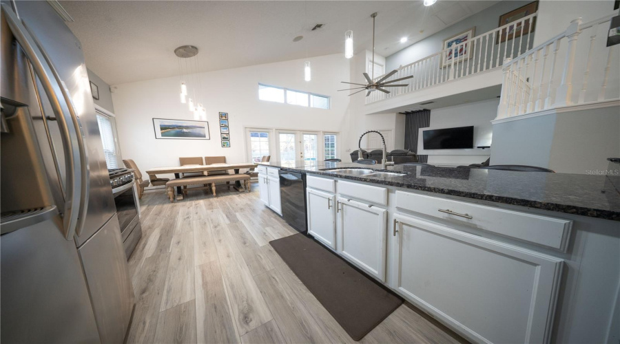 KISSIMMEE, Florida 34747, 6 Bedrooms Bedrooms, ,5 BathroomsBathrooms,Residential,For Sale,ACADIA ESTATES,0,MFRS5150553