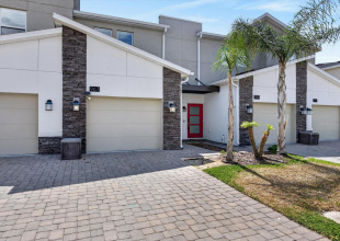 DAVENPORT, Florida 33896, 3 Bedrooms Bedrooms, ,2 BathroomsBathrooms,Residential,For Sale,SPLASH SHOT PLACE,0,MFRO6410663