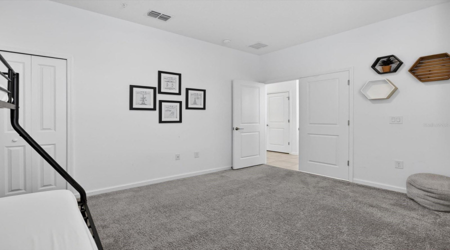 DAVENPORT, Florida 33896, 3 Bedrooms Bedrooms, ,2 BathroomsBathrooms,Residential,For Sale,SPLASH SHOT PLACE,0,MFRO6410663