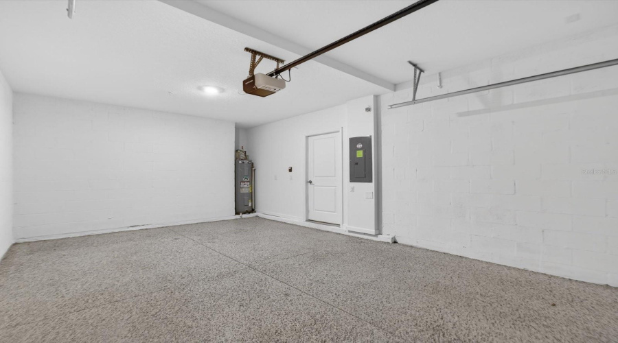 DAVENPORT, Florida 33896, 3 Bedrooms Bedrooms, ,2 BathroomsBathrooms,Residential,For Sale,SPLASH SHOT PLACE,0,MFRO6410663