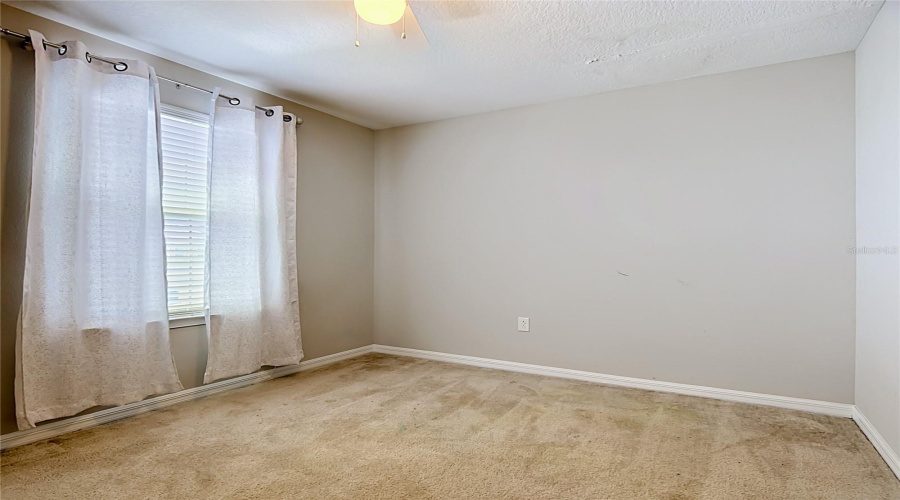 KISSIMMEE, Florida 34746, 4 Bedrooms Bedrooms, ,2 BathroomsBathrooms,Residential,For Sale,RIVERGLEN,0,MFRO6410691