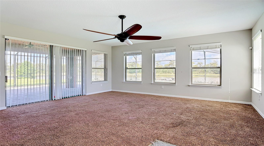 KISSIMMEE, Florida 34746, 4 Bedrooms Bedrooms, ,2 BathroomsBathrooms,Residential,For Sale,RIVERGLEN,0,MFRO6410691