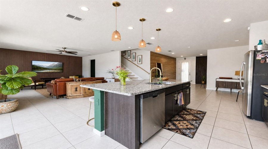 DAVENPORT, Florida 33837, 3 Bedrooms Bedrooms, ,2 BathroomsBathrooms,Residential,For Sale,BUCHANNAN,0,MFRO6410662