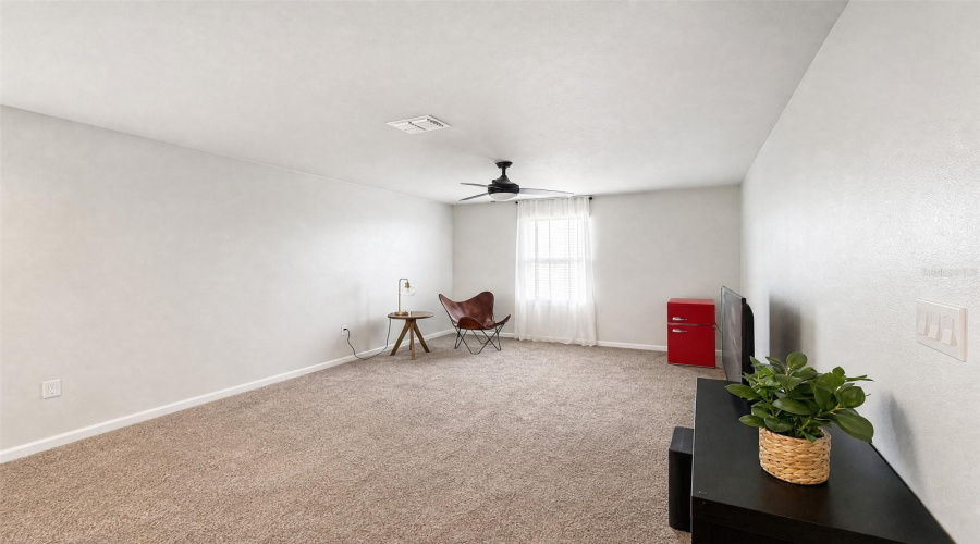 DAVENPORT, Florida 33837, 3 Bedrooms Bedrooms, ,2 BathroomsBathrooms,Residential,For Sale,BUCHANNAN,0,MFRO6410662