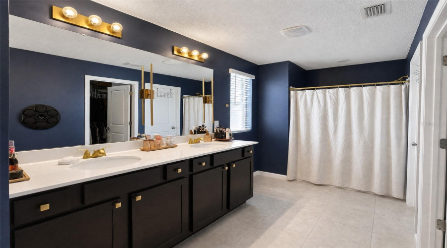 DAVENPORT, Florida 33837, 3 Bedrooms Bedrooms, ,2 BathroomsBathrooms,Residential,For Sale,BUCHANNAN,0,MFRO6410662