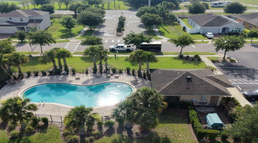 KISSIMMEE, Florida 34746, 3 Bedrooms Bedrooms, ,2 BathroomsBathrooms,Residential,For Sale,LAKE RUSSELL,0,MFRO6410072