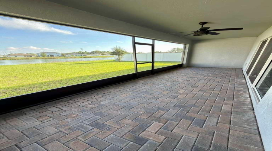 KISSIMMEE, Florida 34746, 3 Bedrooms Bedrooms, ,2 BathroomsBathrooms,Residential,For Sale,LAKE RUSSELL,0,MFRO6410072