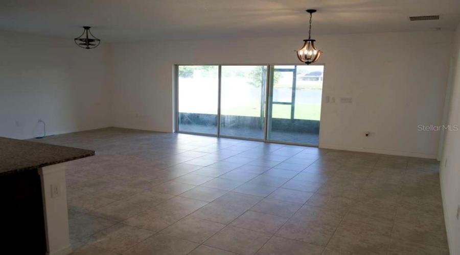 KISSIMMEE, Florida 34746, 3 Bedrooms Bedrooms, ,2 BathroomsBathrooms,Residential,For Sale,LAKE RUSSELL,0,MFRO6410072