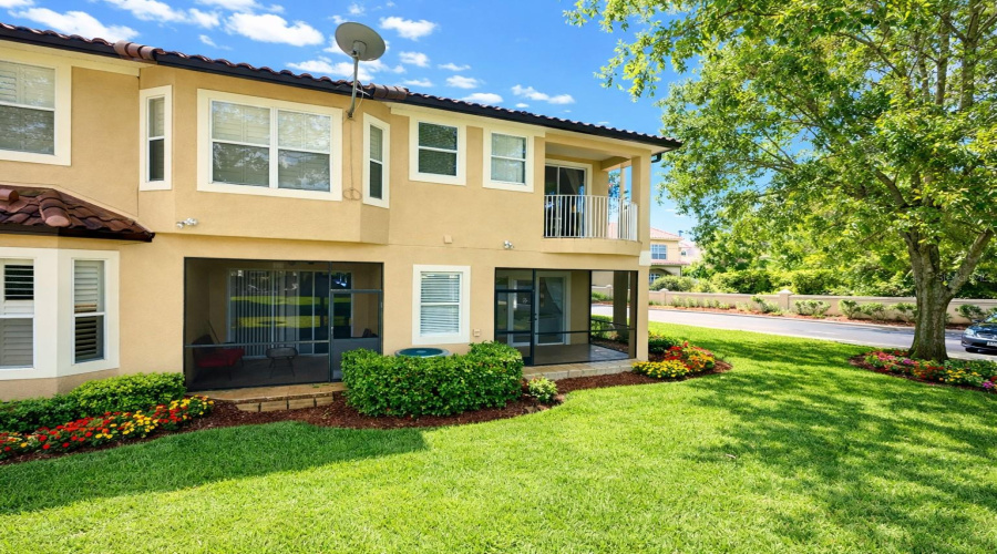 ORLANDO, Florida 32836, 3 Bedrooms Bedrooms, ,2 BathroomsBathrooms,Residential,For Sale,THE ESPLANADE,0,MFRO6410736