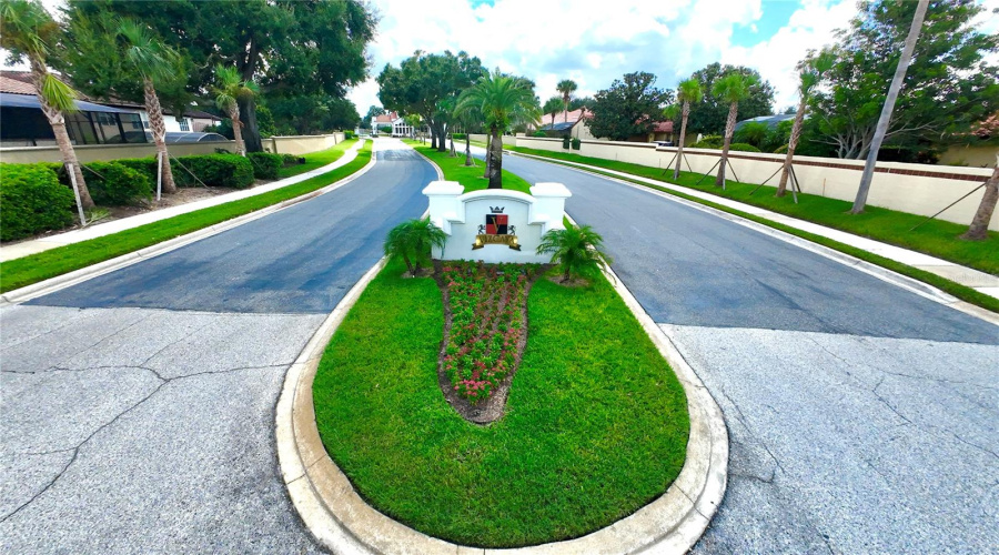 ORLANDO, Florida 32836, 3 Bedrooms Bedrooms, ,2 BathroomsBathrooms,Residential,For Sale,THE ESPLANADE,0,MFRO6410736