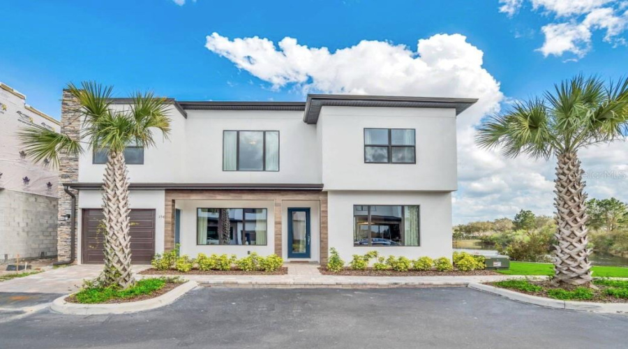 DAVENPORT, Florida 33896, 5 Bedrooms Bedrooms, ,4 BathroomsBathrooms,Residential,For Sale,VILLA DOMANI,0,MFRO6407706
