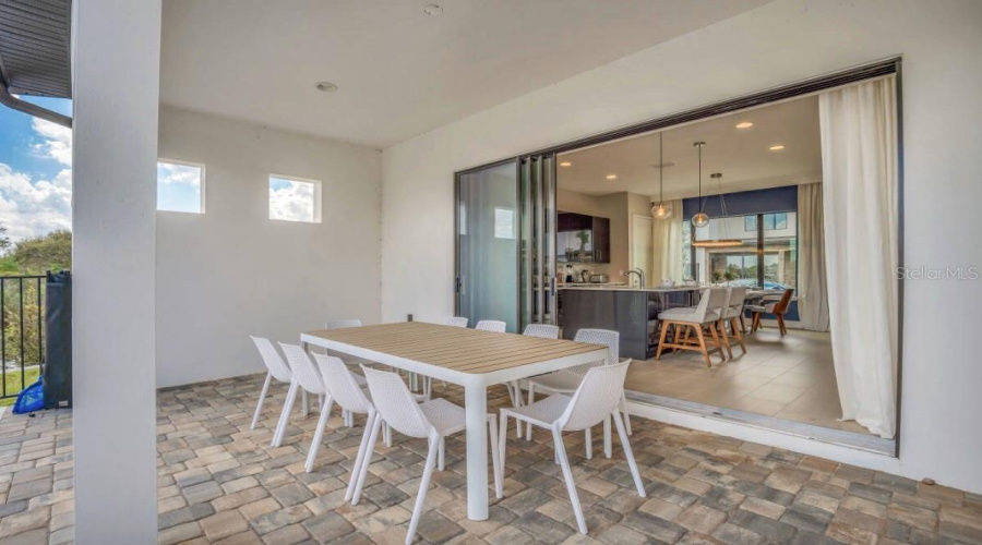 DAVENPORT, Florida 33896, 5 Bedrooms Bedrooms, ,4 BathroomsBathrooms,Residential,For Sale,VILLA DOMANI,0,MFRO6407706