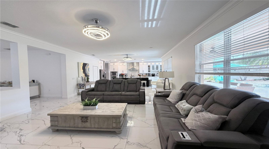 ORLANDO, Florida 32836, 4 Bedrooms Bedrooms, ,2 BathroomsBathrooms,Residential,For Sale,TATARA,0,MFRO6408450