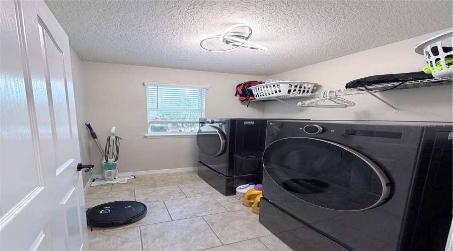 Laundry room /second floor
