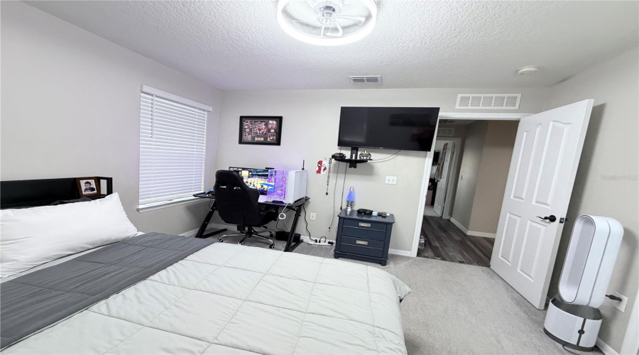 ORLANDO, Florida 32836, 4 Bedrooms Bedrooms, ,2 BathroomsBathrooms,Residential,For Sale,TATARA,0,MFRO6408450