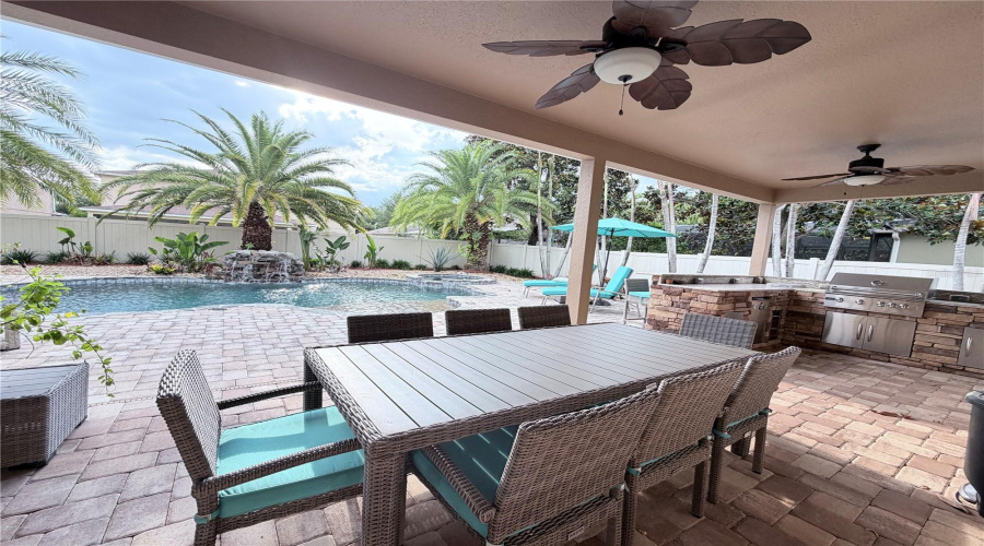 ORLANDO, Florida 32836, 4 Bedrooms Bedrooms, ,2 BathroomsBathrooms,Residential,For Sale,TATARA,0,MFRO6408450