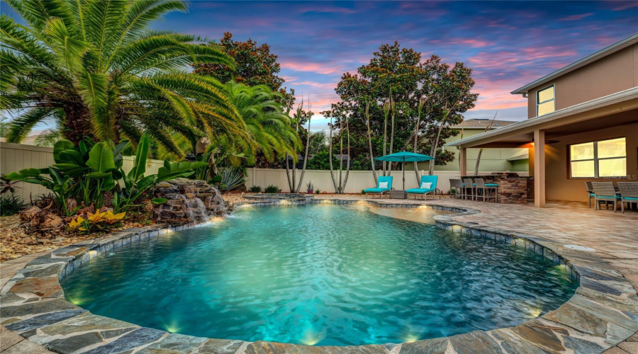 ORLANDO, Florida 32836, 4 Bedrooms Bedrooms, ,2 BathroomsBathrooms,Residential,For Sale,TATARA,0,MFRO6408450
