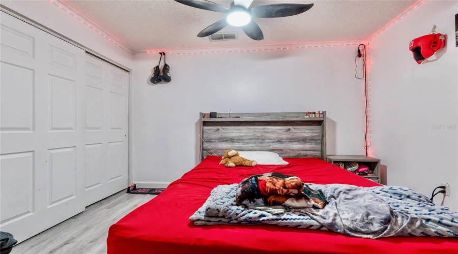 DAVENPORT, Florida 33897, 5 Bedrooms Bedrooms, ,3 BathroomsBathrooms,Residential,For Sale,BACOPA PASS,0,MFRS5150065