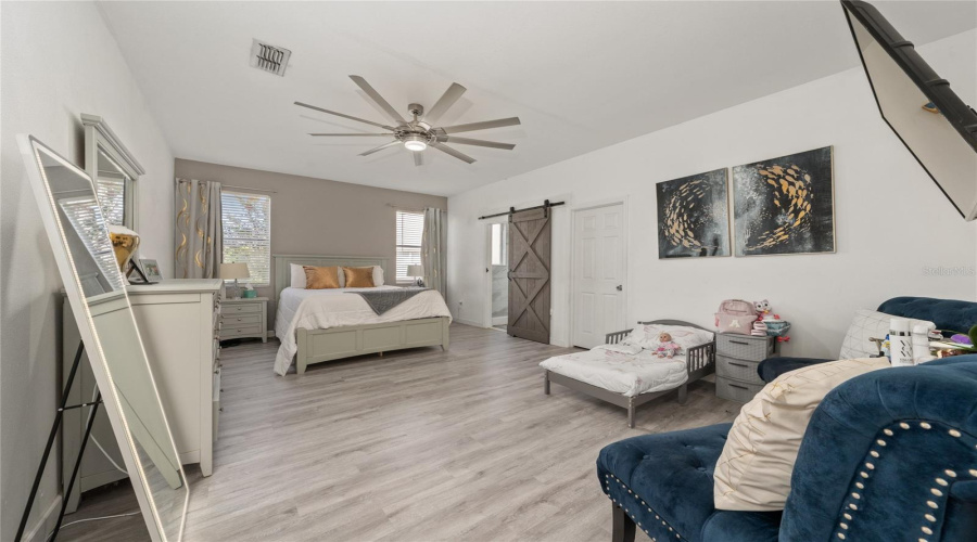 DAVENPORT, Florida 33897, 5 Bedrooms Bedrooms, ,3 BathroomsBathrooms,Residential,For Sale,BACOPA PASS,0,MFRS5150065