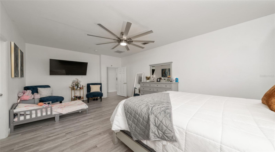 DAVENPORT, Florida 33897, 5 Bedrooms Bedrooms, ,3 BathroomsBathrooms,Residential,For Sale,BACOPA PASS,0,MFRS5150065