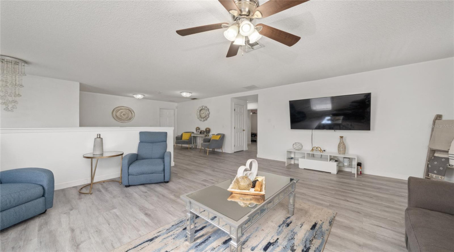 DAVENPORT, Florida 33897, 5 Bedrooms Bedrooms, ,3 BathroomsBathrooms,Residential,For Sale,BACOPA PASS,0,MFRS5150065