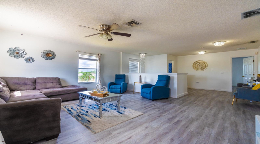 DAVENPORT, Florida 33897, 5 Bedrooms Bedrooms, ,3 BathroomsBathrooms,Residential,For Sale,BACOPA PASS,0,MFRS5150065