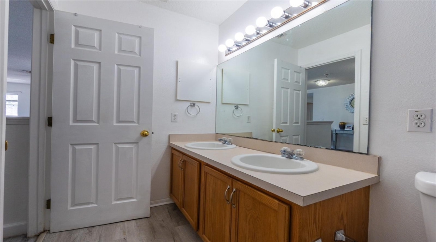DAVENPORT, Florida 33897, 5 Bedrooms Bedrooms, ,3 BathroomsBathrooms,Residential,For Sale,BACOPA PASS,0,MFRS5150065