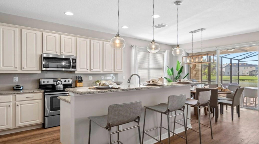 KISSIMMEE, Florida 34746, 8 Bedrooms Bedrooms, ,7 BathroomsBathrooms,Residential,For Sale,SHIVA,0,MFRO6407672