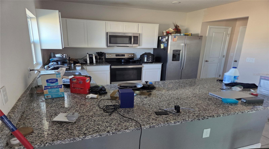 DAVENPORT, Florida 33837, 4 Bedrooms Bedrooms, ,2 BathroomsBathrooms,Residential,For Sale,FIDDLEWOOD,0,MFRO6400531