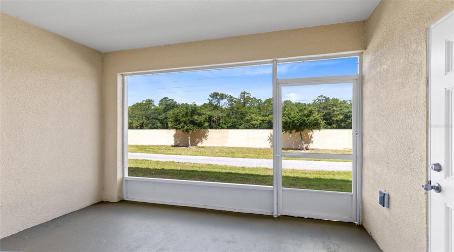 KISSIMMEE, Florida 34746, 3 Bedrooms Bedrooms, ,2 BathroomsBathrooms,Residential,For Sale,CORAL CASTLE,0,MFRO6396952
