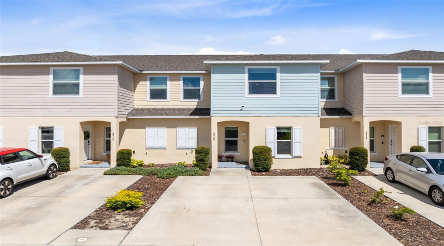 KISSIMMEE, Florida 34746, 3 Bedrooms Bedrooms, ,2 BathroomsBathrooms,Residential,For Sale,CORAL CASTLE,0,MFRO6396952
