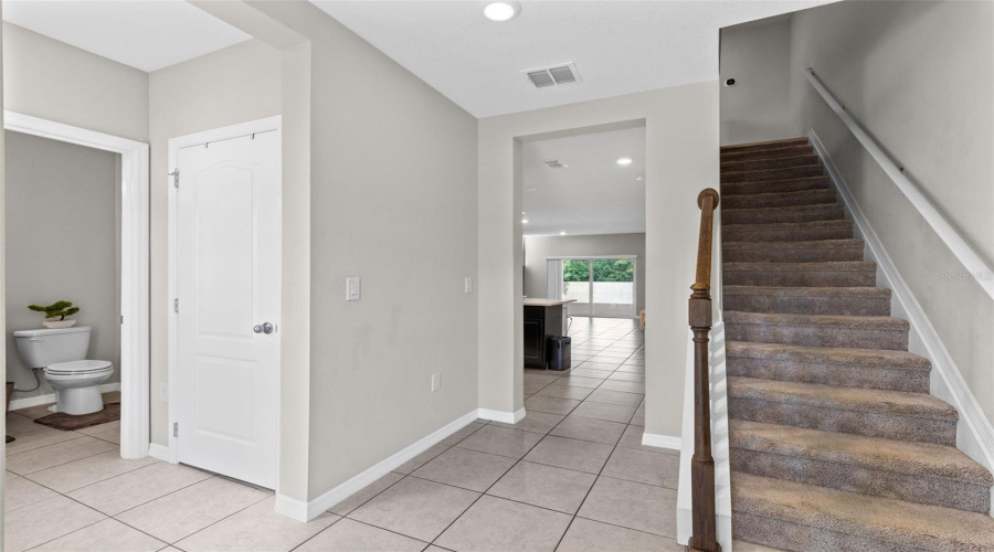 KISSIMMEE, Florida 34746, 3 Bedrooms Bedrooms, ,2 BathroomsBathrooms,Residential,For Sale,CORAL CASTLE,0,MFRO6396952