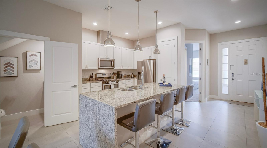 KISSIMMEE, Florida 34747, 4 Bedrooms Bedrooms, ,4 BathroomsBathrooms,Residential,For Sale,SUNNY DREAMS,0,MFRO6410894