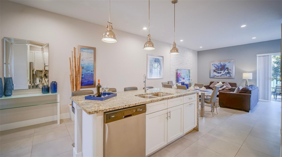 KISSIMMEE, Florida 34747, 4 Bedrooms Bedrooms, ,4 BathroomsBathrooms,Residential,For Sale,SUNNY DREAMS,0,MFRO6410894