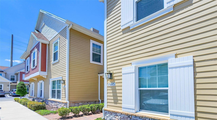 KISSIMMEE, Florida 34747, 4 Bedrooms Bedrooms, ,4 BathroomsBathrooms,Residential,For Sale,SUNNY DREAMS,0,MFRO6410894
