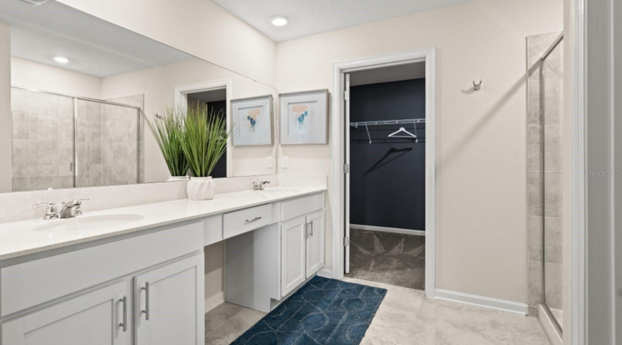 KISSIMMEE, Florida 34746, 5 Bedrooms Bedrooms, ,2 BathroomsBathrooms,Residential,For Sale,LOXLEY,0,MFRO6410986