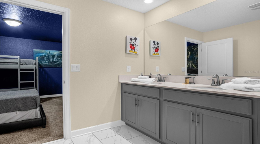 KISSIMMEE, Florida 34746, 8 Bedrooms Bedrooms, ,5 BathroomsBathrooms,Residential,For Sale,STOREY COVE,0,MFRO6410929