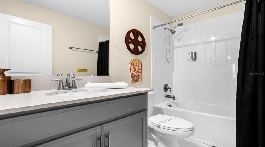 KISSIMMEE, Florida 34746, 8 Bedrooms Bedrooms, ,5 BathroomsBathrooms,Residential,For Sale,STOREY COVE,0,MFRO6410929