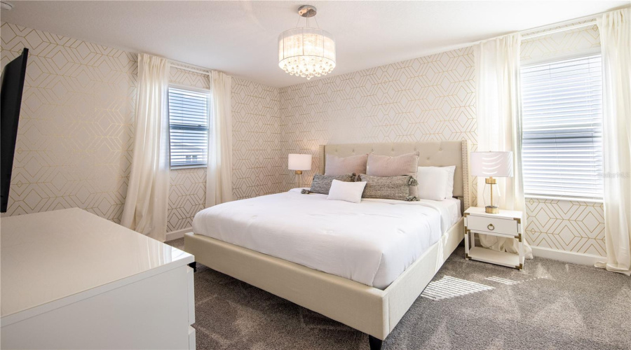 DAVENPORT, Florida 33896, 7 Bedrooms Bedrooms, ,5 BathroomsBathrooms,Residential,For Sale,DROP SHOT,0,MFRO6408621