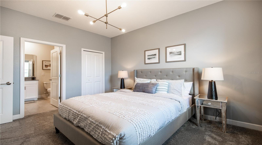 DAVENPORT, Florida 33896, 7 Bedrooms Bedrooms, ,5 BathroomsBathrooms,Residential,For Sale,DROP SHOT,0,MFRO6408621