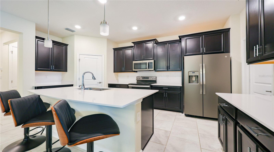 KISSIMMEE, Florida 34746, 4 Bedrooms Bedrooms, ,3 BathroomsBathrooms,Residential,For Sale,VERDE VALLEY,0,MFRO6410175