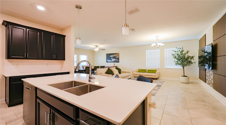 KISSIMMEE, Florida 34746, 4 Bedrooms Bedrooms, ,3 BathroomsBathrooms,Residential,For Sale,VERDE VALLEY,0,MFRO6410175