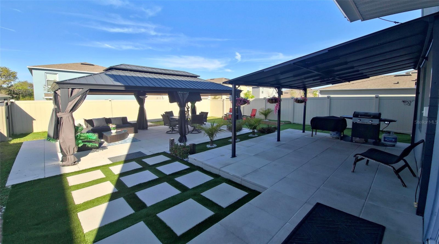 DAVENPORT, Florida 33837, 5 Bedrooms Bedrooms, ,3 BathroomsBathrooms,Residential,For Sale,CASCADES,0,MFRS5150489