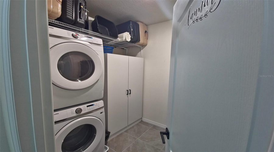 DAVENPORT, Florida 33837, 5 Bedrooms Bedrooms, ,3 BathroomsBathrooms,Residential,For Sale,CASCADES,0,MFRS5150489