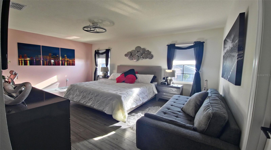 DAVENPORT, Florida 33837, 5 Bedrooms Bedrooms, ,3 BathroomsBathrooms,Residential,For Sale,CASCADES,0,MFRS5150489