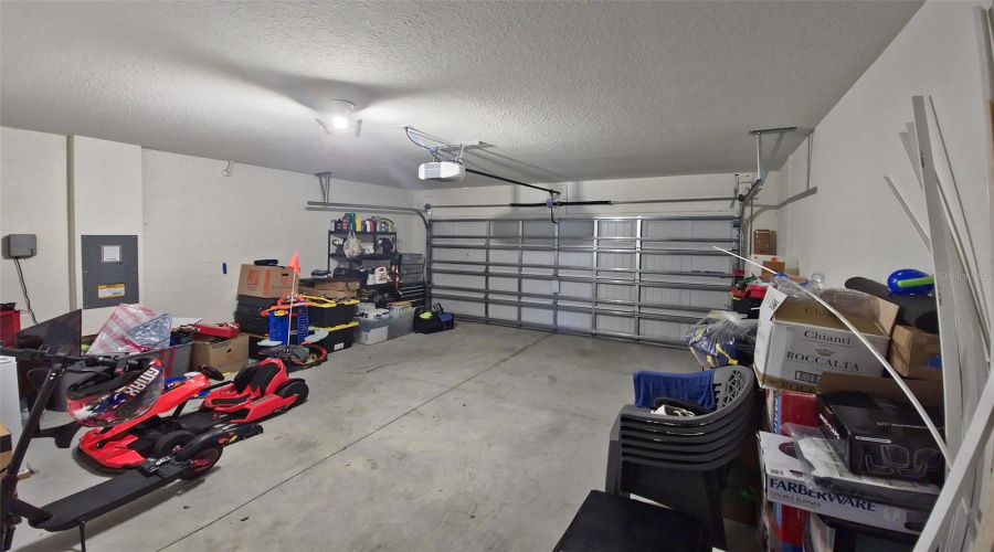 DAVENPORT, Florida 33837, 5 Bedrooms Bedrooms, ,3 BathroomsBathrooms,Residential,For Sale,CASCADES,0,MFRS5150489
