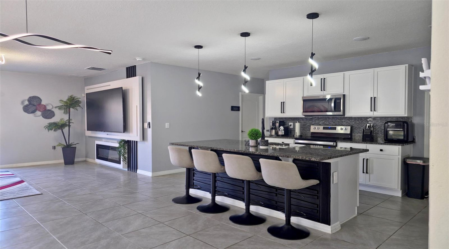 DAVENPORT, Florida 33837, 5 Bedrooms Bedrooms, ,3 BathroomsBathrooms,Residential,For Sale,CASCADES,0,MFRS5150489