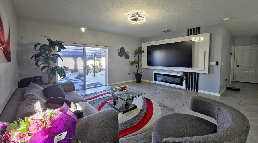 DAVENPORT, Florida 33837, 5 Bedrooms Bedrooms, ,3 BathroomsBathrooms,Residential,For Sale,CASCADES,0,MFRS5150489