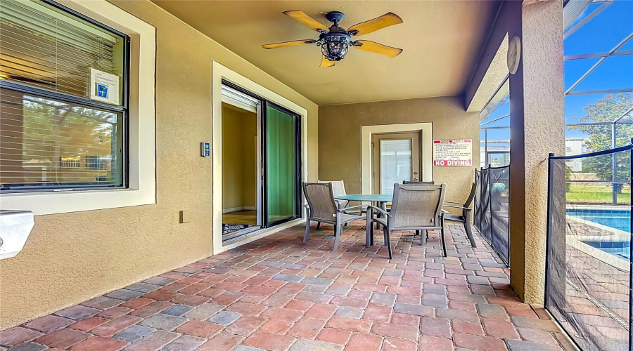 DAVENPORT, Florida 33896, 4 Bedrooms Bedrooms, ,3 BathroomsBathrooms,Residential,For Sale,MOON VALLEY,0,MFRO6411006