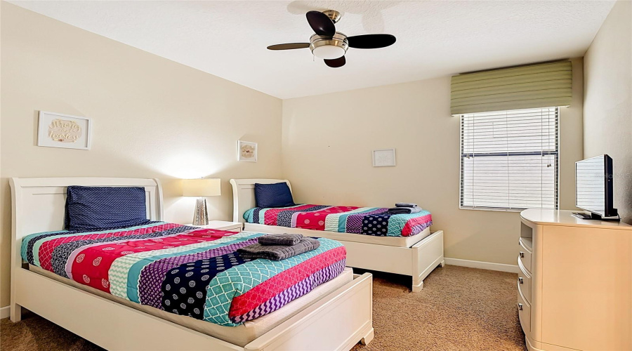 DAVENPORT, Florida 33896, 4 Bedrooms Bedrooms, ,3 BathroomsBathrooms,Residential,For Sale,MOON VALLEY,0,MFRO6411006